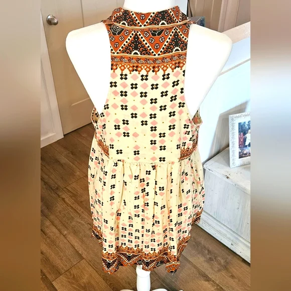 NWOT'S! FREE PEOPLE - Brown and Cream Print Collared Dress - Size L